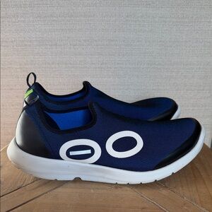 OOFOS Men’s Size 11 Navy Slip-On Recovery Shoes – Lightweight Comfort